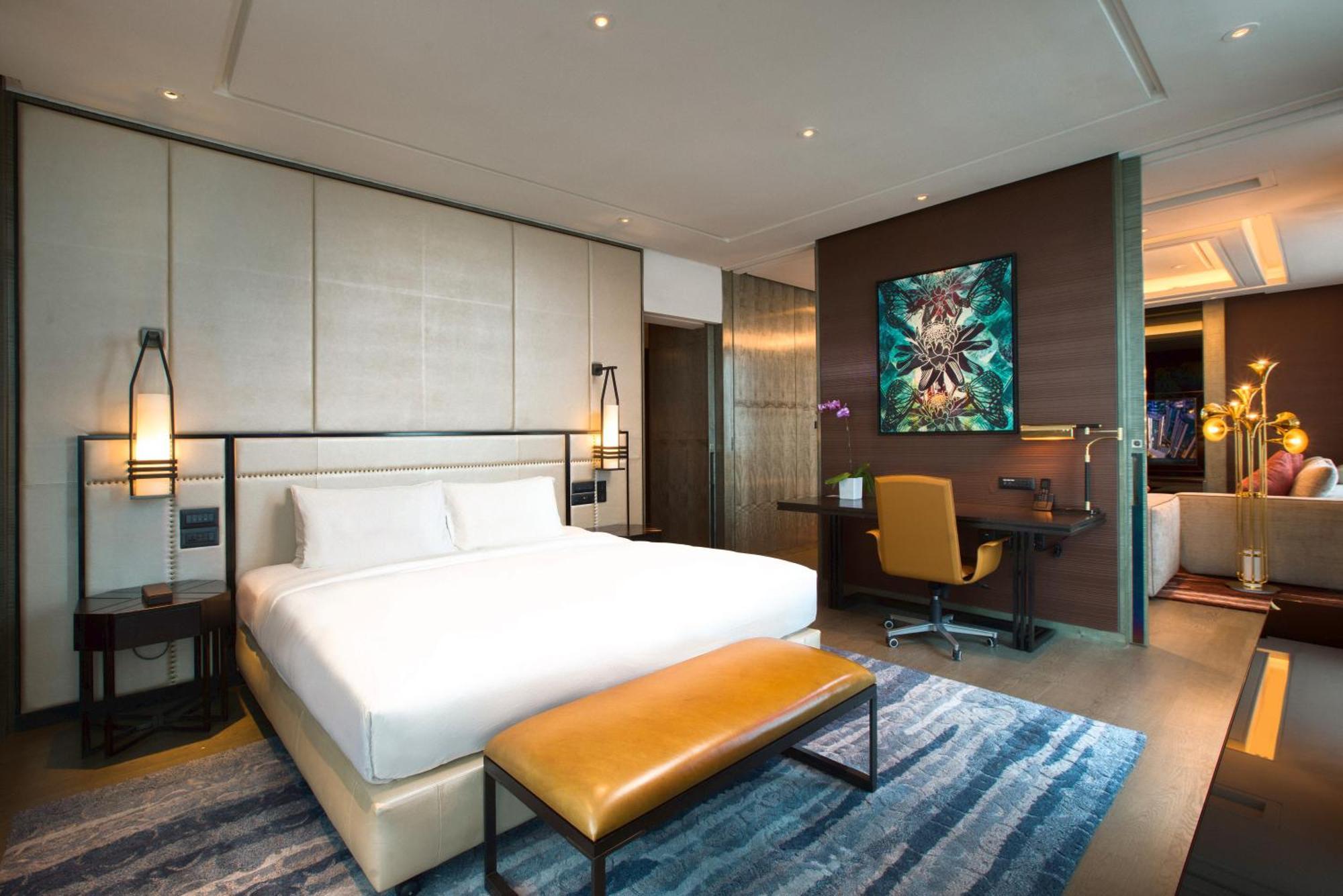 Sofitel Kuala Lumpur Damansara Hotel Exterior photo A bedroom at the hotel