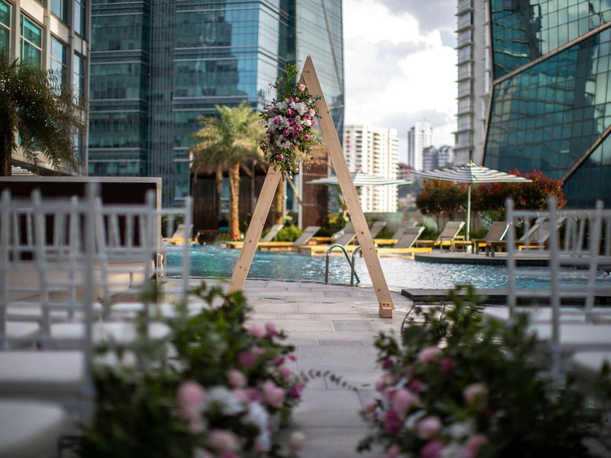Sofitel Kuala Lumpur Damansara Hotel Exterior photo