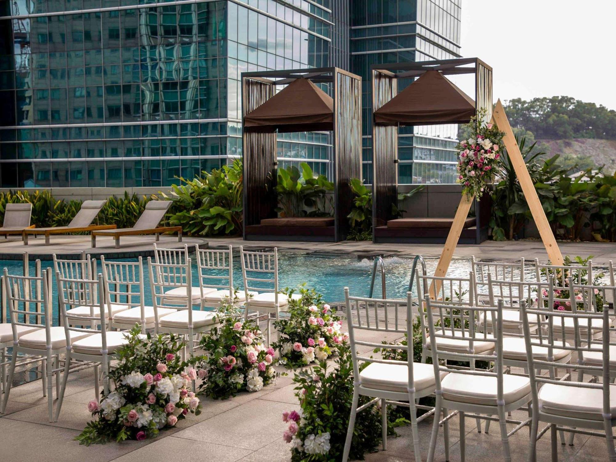 Sofitel Kuala Lumpur Damansara Hotel Exterior photo